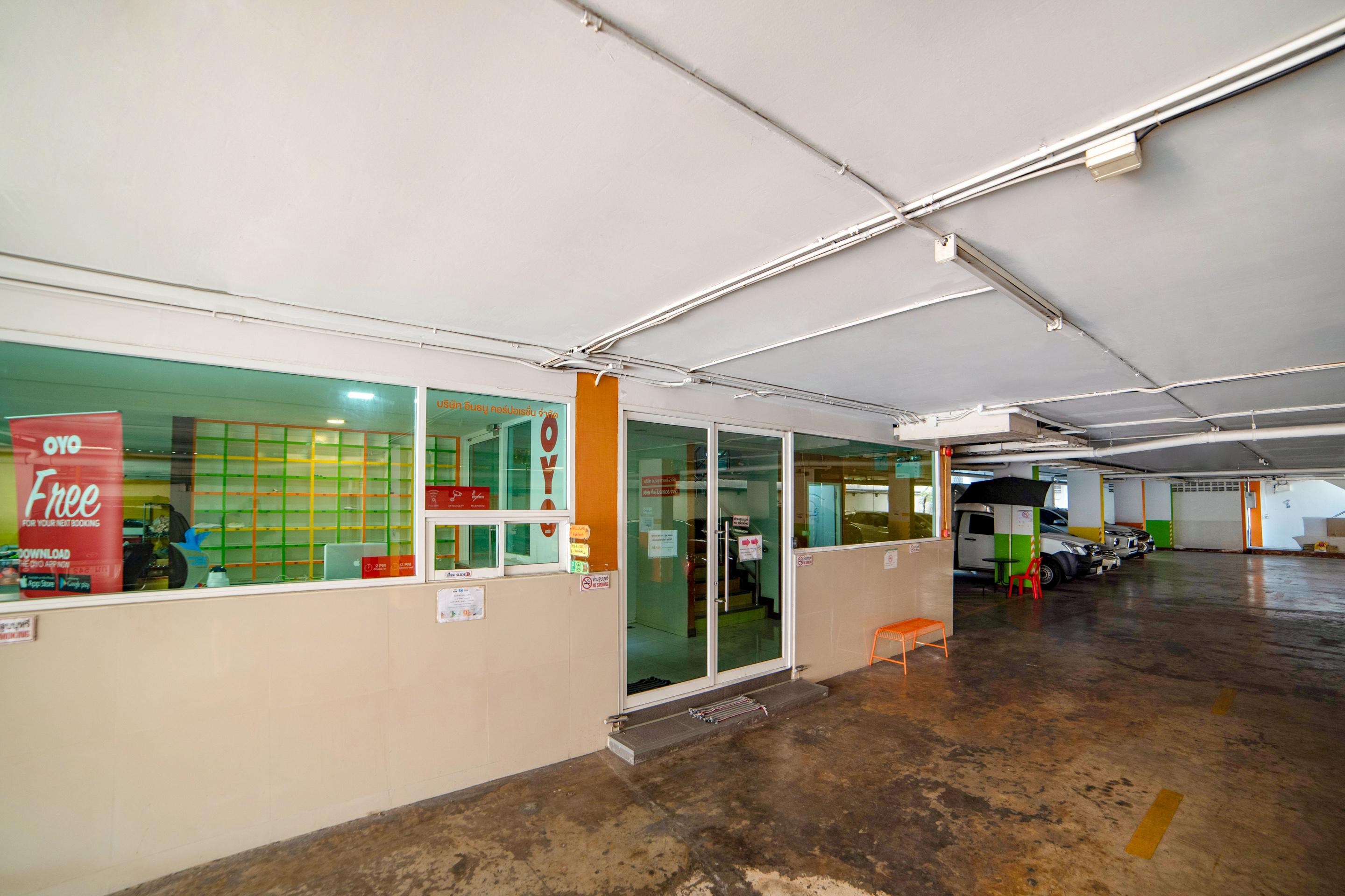 Oyo 460 Int Place Bangkok Exterior photo